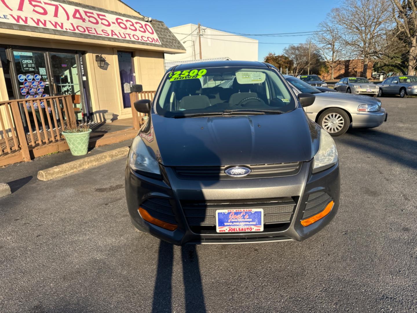 2015 Gray Ford Escape (1FMCU0F71FU) , located at 5700 Curlew Drive, Norfolk, VA, 23502, (757) 455-6330, 36.841885, -76.209412 - Photo#6